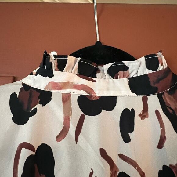 Eloquii Panthera SZ 22 Silky Animal Print Blouse Career Work Office Ruffle - Picture 7 of 8